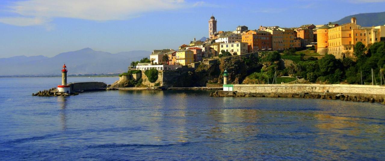 Appartement CASA LOCHJE au cœur de la citadelle à Bastia  Extérieur photo